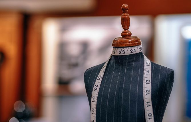 INTERVIEW. Loi fast-fashion : « L’interdiction totale de la publicité est une mesure forte »